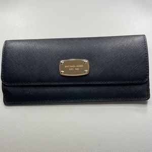 Michael Kors Long Envelope Wallet